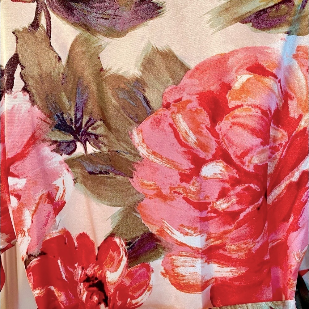 Rose 🌹 Satin & Lace Robe - Picture 8 of 11